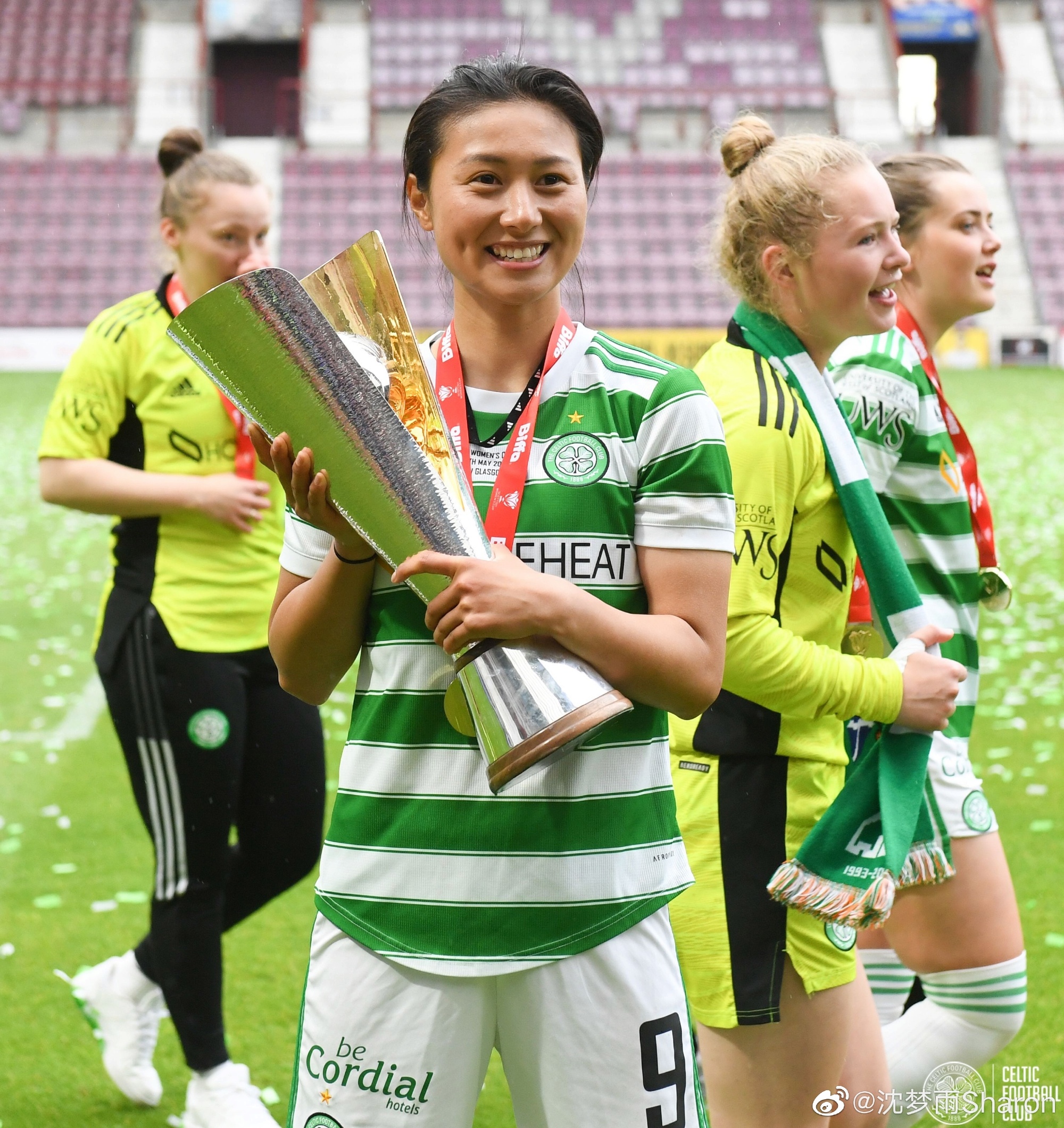 江苏“苏超”热潮爆发周边商品江苏城市足球联赛官网-最新赛程+积分榜-民间足球盛宴销量破千引发关注