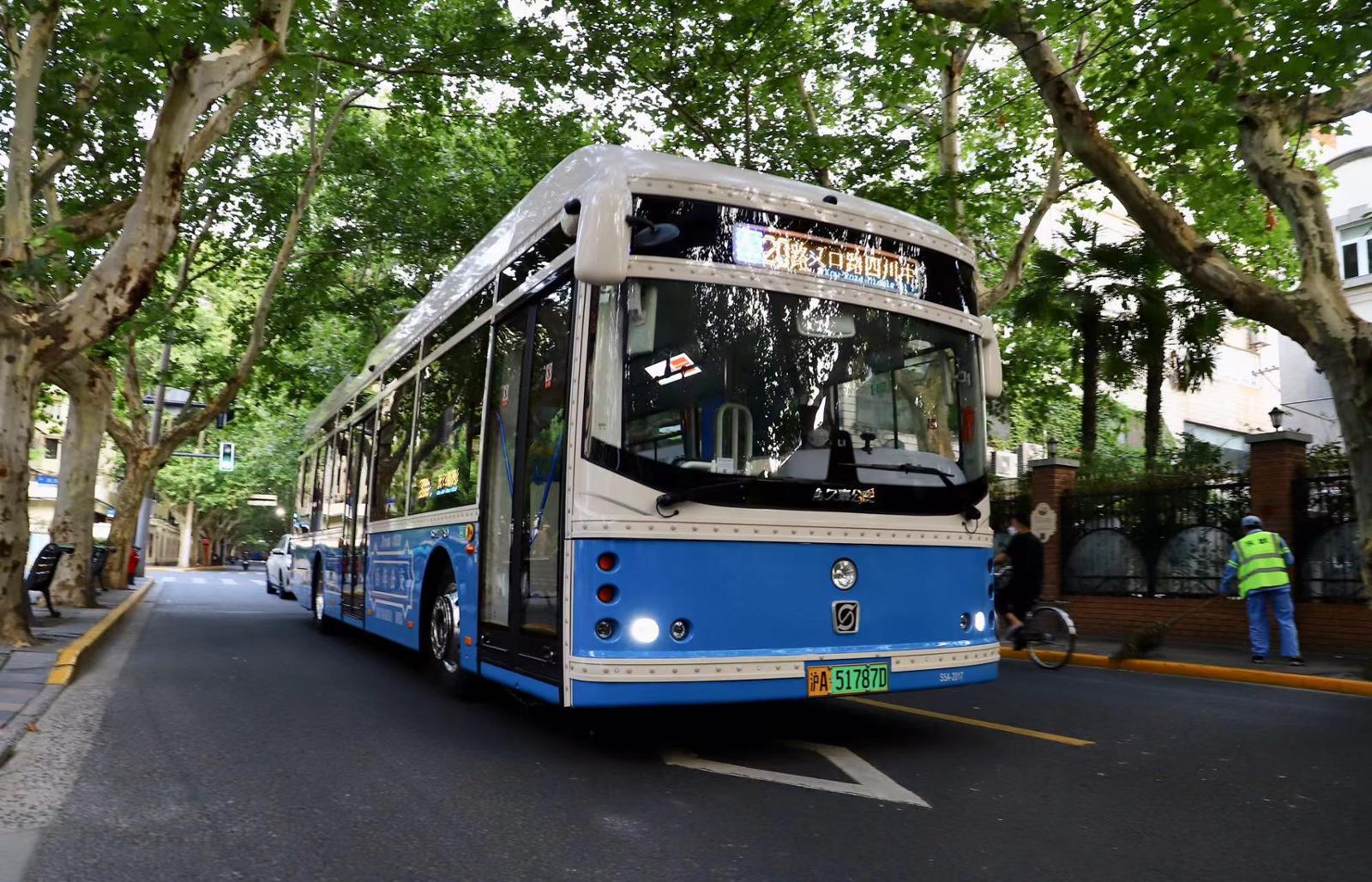 劳动报调查报道有了最新回应今天起上海20路复古辫子车上线